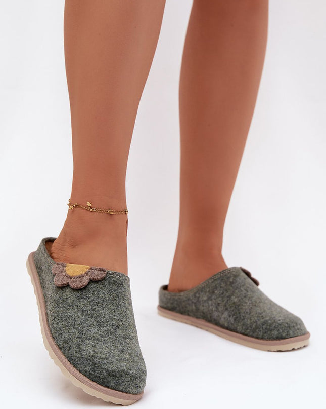 Slippers model 222278