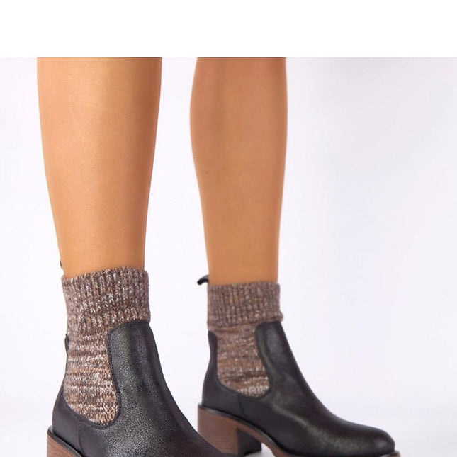 Heel boots model 222348