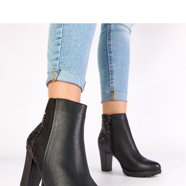 Heel boots model 222359