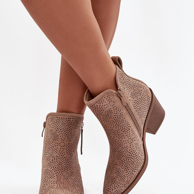 Heel boots model 222514