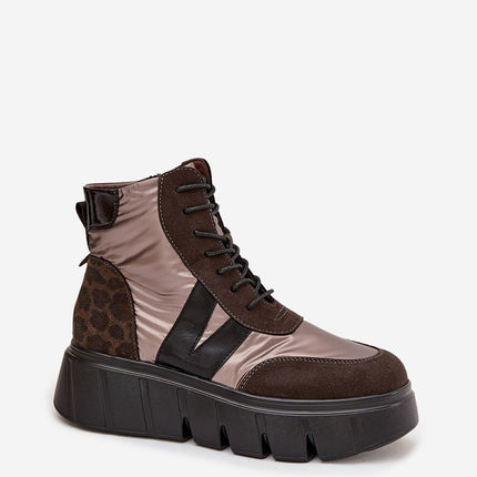 Step in Style Women's Platform Boots with Cushioned Insole & Stylish D