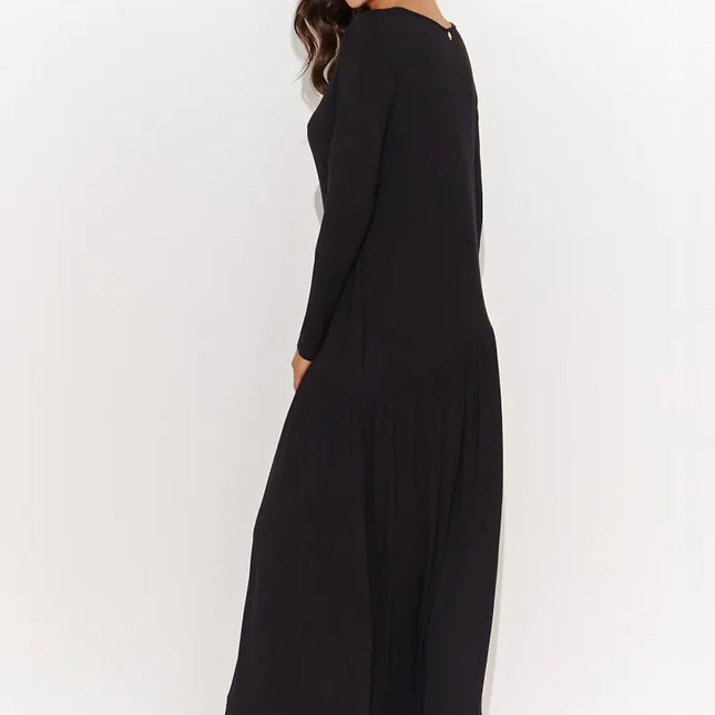 Makadamia Professional Daydress with Elegant Design and Comfortable Fi