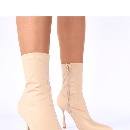 Solea Professional Heel Boots - Stylish Design & Comfortable Fit