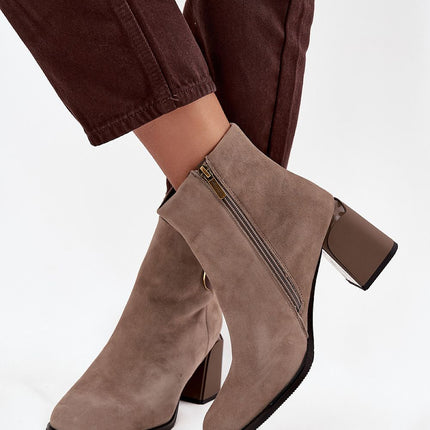 Artiker Womens Natural Suede Boots With Block Heel And Zipper Closure - Très Elite