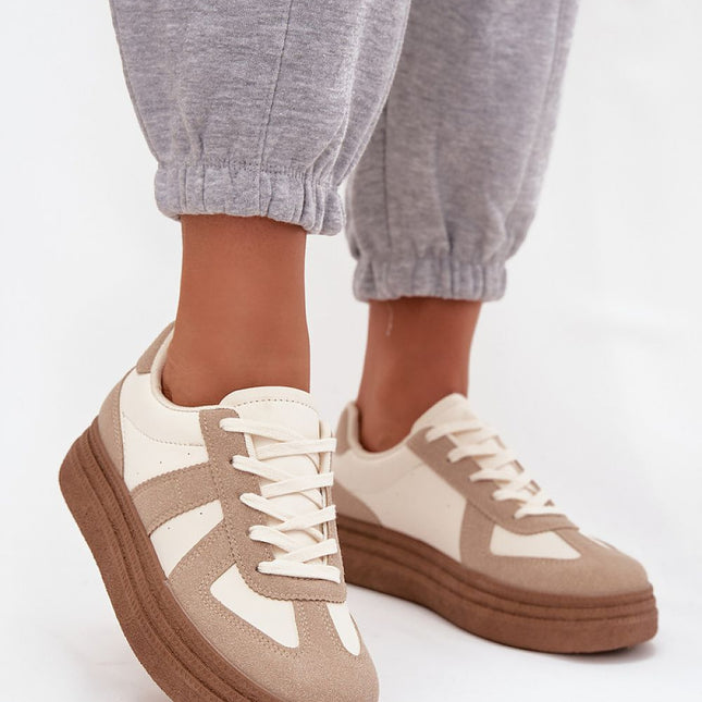 Eco Leather Platform Sneakers With Removable Insole For All Day Comfort - Très Elite