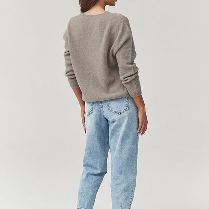 Makadamia Professional Cardigan - Soft Knit, Elegant Design