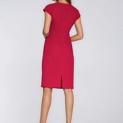 Daydress Fitted Silhouette With Pleated Neckline And Waist Short Cap Sleeve - Très Elite