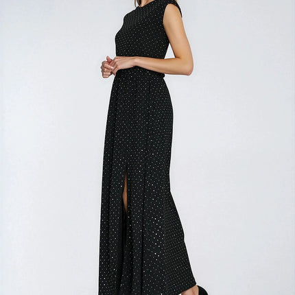Elegant Evening Maxi Dress With Sleeveless Round Neck And Jet Bead Accents - Très Elite
