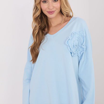 Casual Cotton Blouse With Elastane And Long Sleeve V Neck Applique Model 223320 - Très Elite