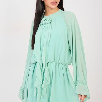 Rue Paris Elegant Cocktail Dress with Cap Sleeves and Flattering Fit
