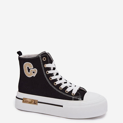 Women Platform Sneakers With Gold Accent And Decorative Patch For Everyday Wear - Très Elite