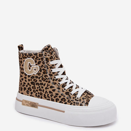 Women Platform Sneakers With Gold Accent And Decorative Patch For Everyday Wear - Très Elite