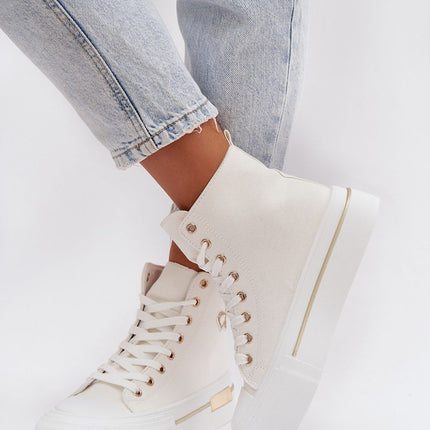 Women Platform Sneakers With Gold Accent And Decorative Patch For Everyday Wear - Très Elite