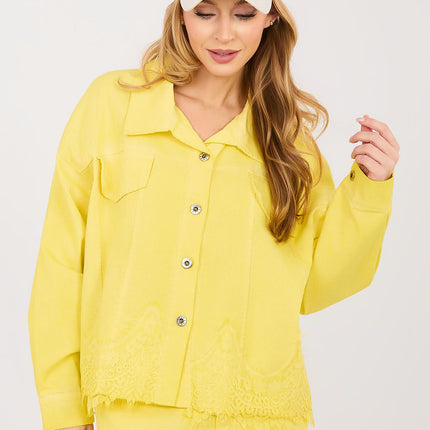 Women's Denim Jacket Classic Fit for Versatile Casual Look - Très Elite