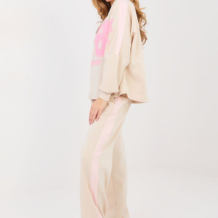 Women's Tracksuit Set With Sweatshirt And Pants Decorative Inscriptions - Très Elite