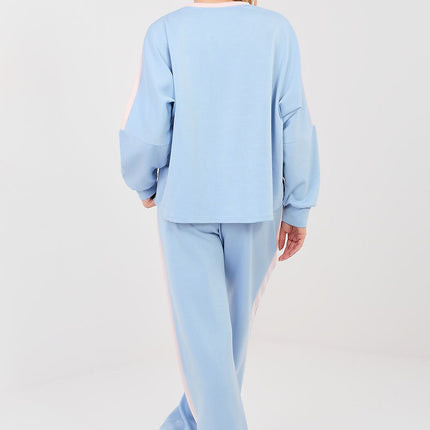 Women's Tracksuit Set With Sweatshirt And Pants Decorative Inscriptions - Très Elite