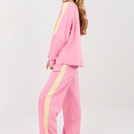 Women's Tracksuit Set With Sweatshirt And Pants Decorative Inscriptions - Très Elite