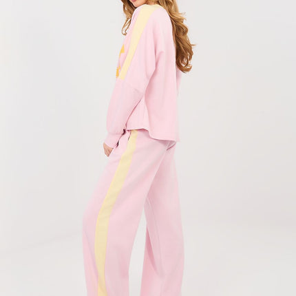 Women's Tracksuit Set With Sweatshirt And Pants Decorative Inscriptions - Très Elite