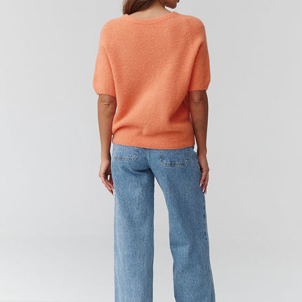 Women's Short Sleeve Oversized Knit Sweater For Transitional Seasons - Très Elite