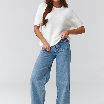 Women's Short Sleeve Oversized Knit Sweater For Transitional Seasons - Très Elite