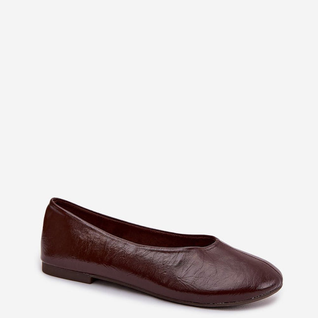 Women's Patent Eco Leather Ballet Flats With Decorative Stitching - Très Elite