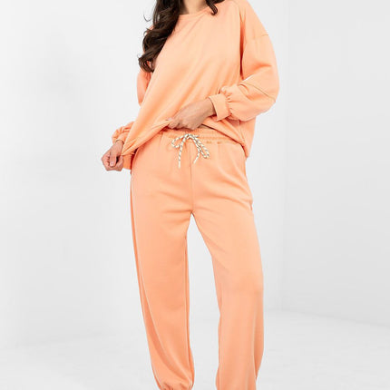 Stylish Casual Tracksuit Set With Round Neck Sweatshirt For Everyday Wear - Très Elite