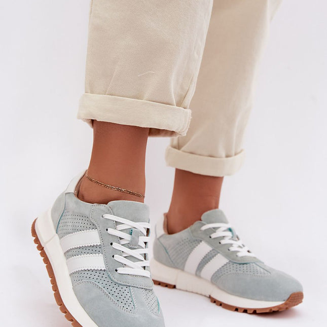 Step in Style Professional Sport Shoes with Breathable Mesh & Cushioni