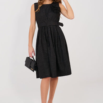 Rue Paris Elegant Cocktail Dress with Sleeveless Design & Flowy Skirt