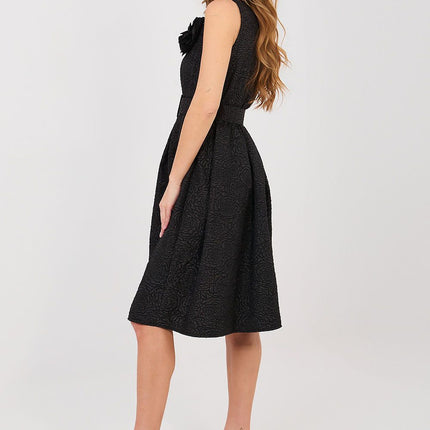 Rue Paris Elegant Cocktail Dress with Sleeveless Design & Flowy Skirt