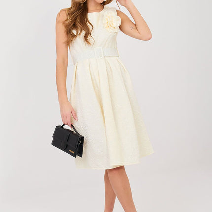 Rue Paris Elegant Cocktail Dress with Sleeveless Design & Flowy Skirt