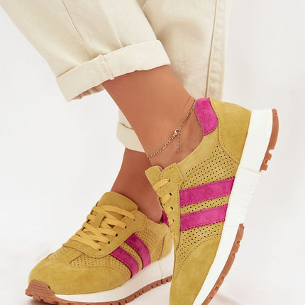 Step in Style Professional Sport Shoes with Breathable Mesh & Cushioni