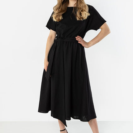 Awama Professional Daydress with Elegant Design and Comfortable Fit