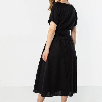 Awama Professional Daydress with Elegant Design and Comfortable Fit