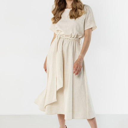 Awama Professional Daydress with Elegant Design and Comfortable Fit