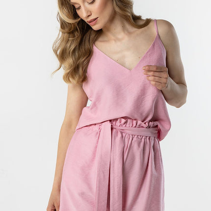 Awama Professional Top with Moisture-Wicking Fabric and Breathable Des