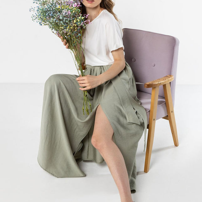 Awama Women’s Long Professional Skirt - Elegant Design & Comfortable F