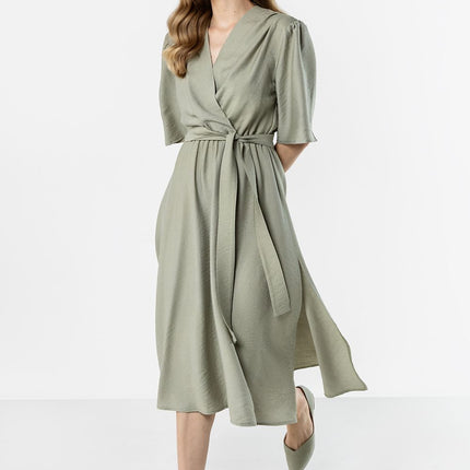 Awama Professional Daydress with Elegant Design and Comfortable Fit