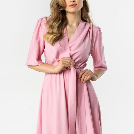 Awama Professional Daydress with Elegant Design and Comfortable Fit