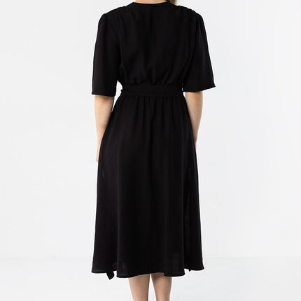 Awama Professional Daydress with Elegant Design and Comfortable Fit