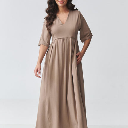 Makadamia Professional Daydress with Elegant Design and Comfortable Fi
