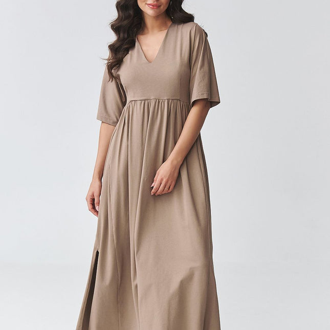 Makadamia Professional Daydress with Elegant Design and Comfortable Fi