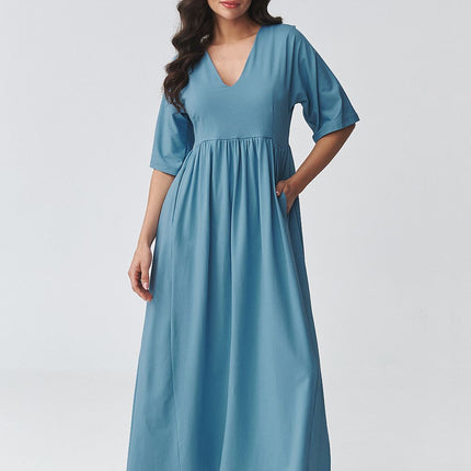 Makadamia Professional Daydress with Elegant Design and Comfortable Fi