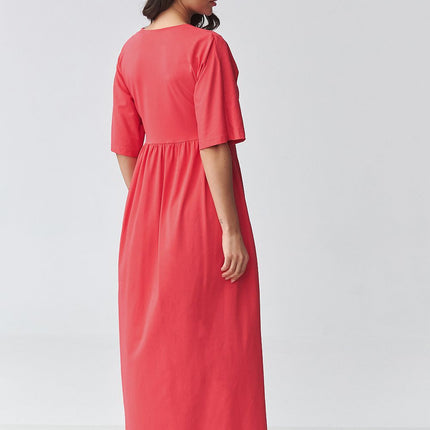 Makadamia Professional Daydress with Elegant Design and Comfortable Fi
