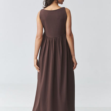 Makadamia Professional Daydress with Elegant Design and Comfortable Fi