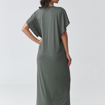 Makadamia Professional Daydress with Elegant Design and Comfortable Fi