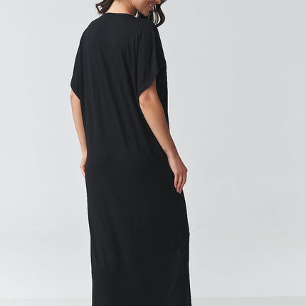 Makadamia Professional Daydress with Elegant Design and Comfortable Fi