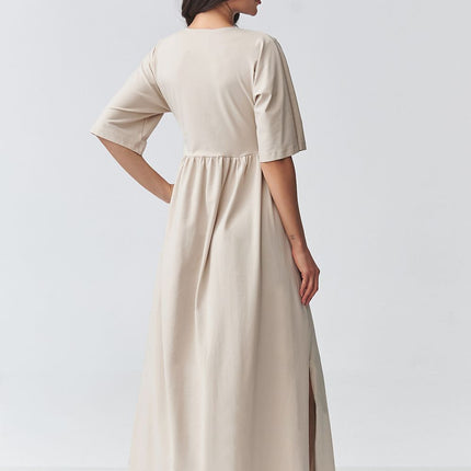Makadamia Professional Daydress with Elegant Design and Comfortable Fi