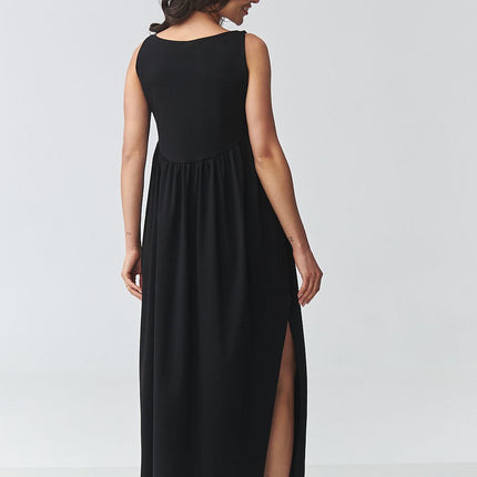 Makadamia Professional Daydress with Elegant Design and Comfortable Fi