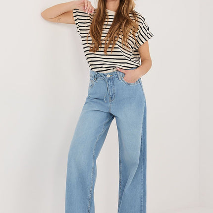 Sublevel Classic Fit Jeans with Stretch and Durable Fabric