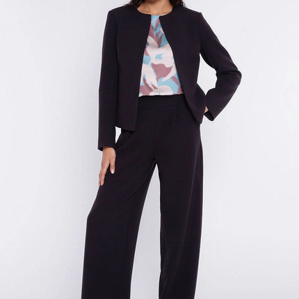 Nife Professional Women's Jacket with Tailored Fit and Water-Resistant